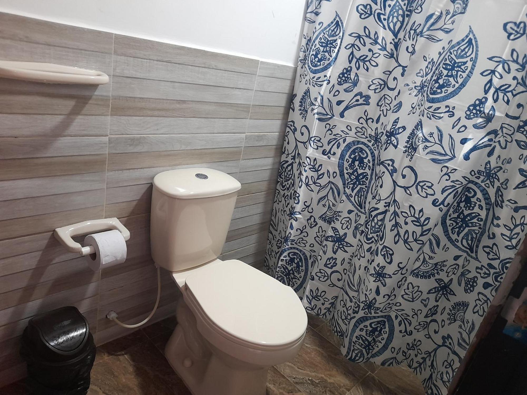 Apartaestudios El Jardin 2 Кали Экстерьер фото