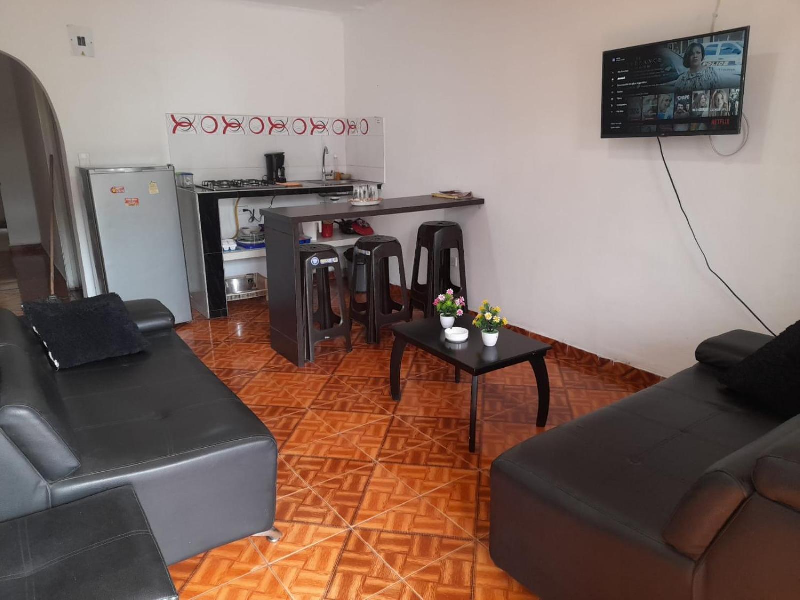 Apartaestudios El Jardin 2 Кали Экстерьер фото
